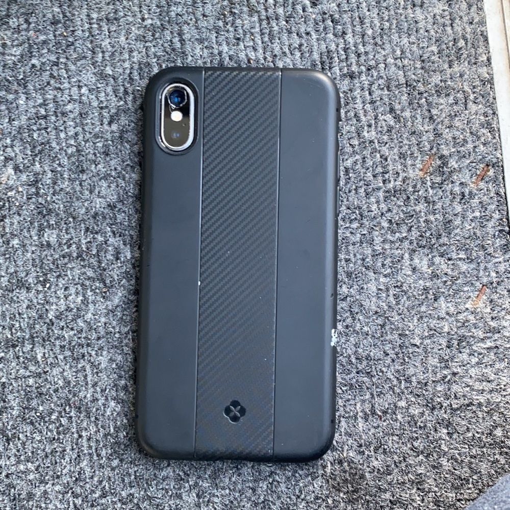 iPhone X - Picture 2 of 2